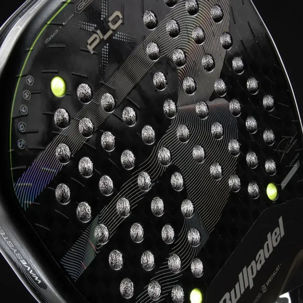 Review de 'Bullpadel XPLO 2026: la pala más potente jamás creada por la marca'